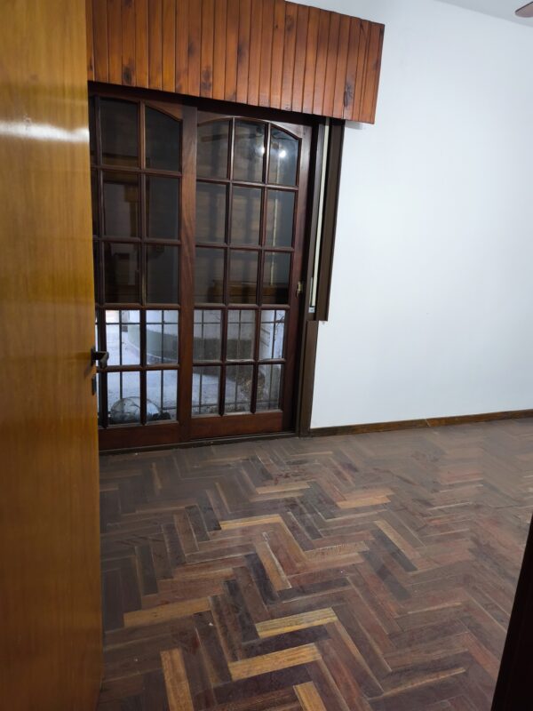 Venta de casa en Maestro A. D'Elía 2143 - Imagen 11